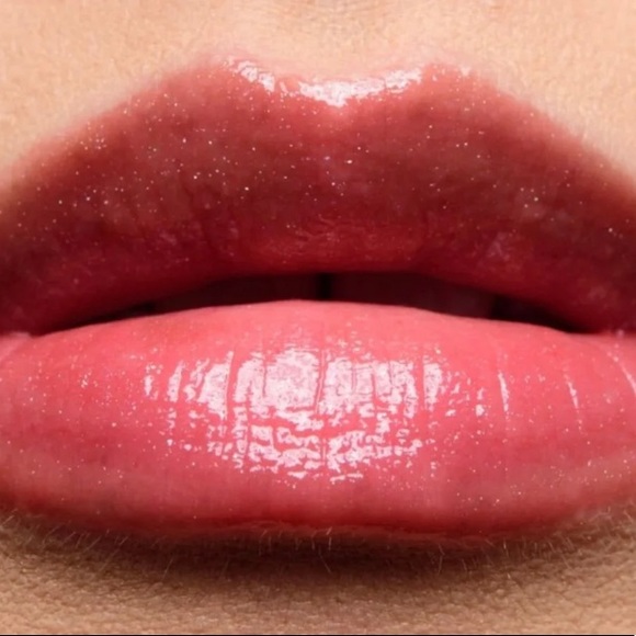 BECCA Glow Gloss Lipgloss - Picture 14 of 16